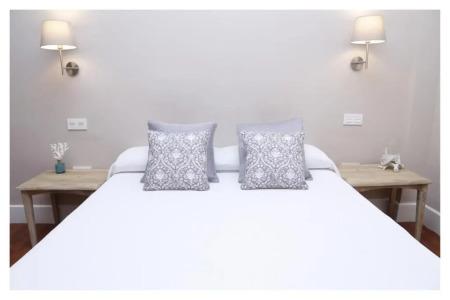 Hi Valencia Boutique - 36