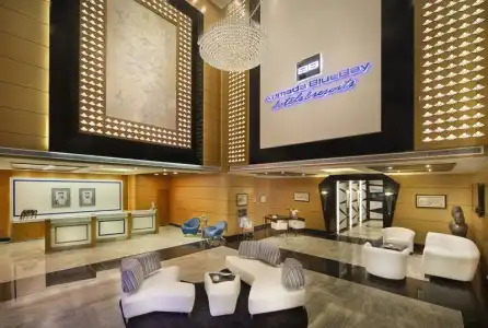 Mövenpick Jumeirah Lakes Towers - 45