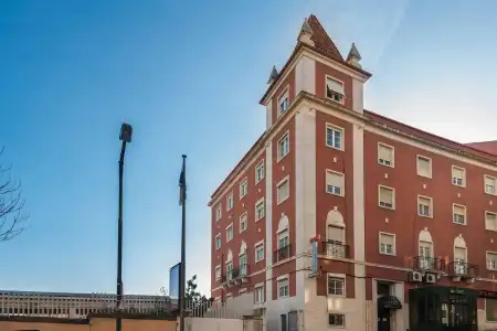 V Dinastia Guesthouse - 0