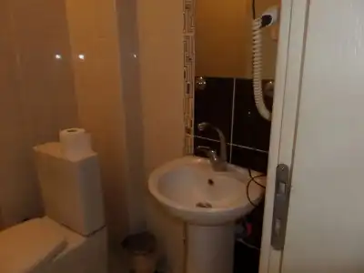 Ercan Inn - 5