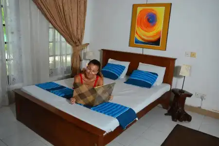 OYO 459 Barasti Beach Resort - 3