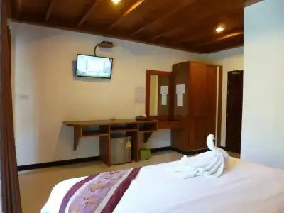 Lipe Inn - 1