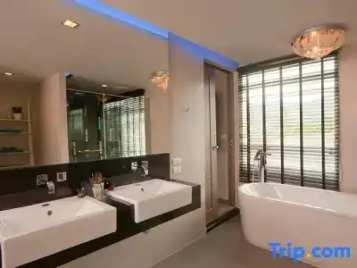 Ratana Apart-Kamala - 57