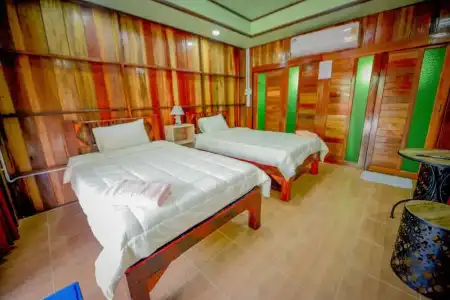MRK Resort and Massage - 12