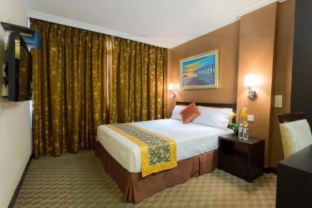 Hallmark Leisure - 4