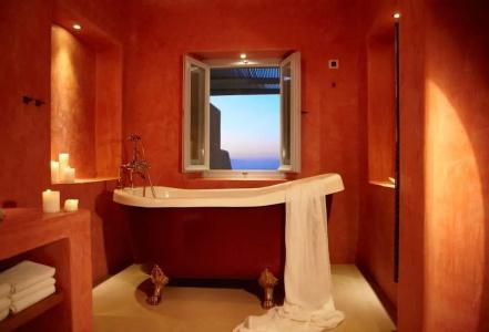 Voreina Gallery Suites - 35