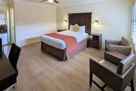 Clarion Collection Wilkie's Inn Pacific Grove - Monterey - 31