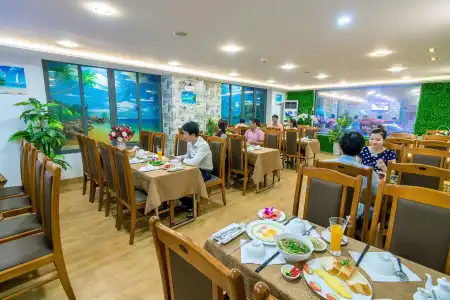 Happy Day Riverside & Spa Danang - 20