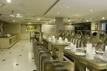 Mirage Regency - 17