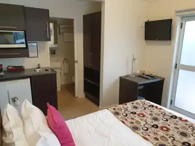 Eden Park Motel - 62