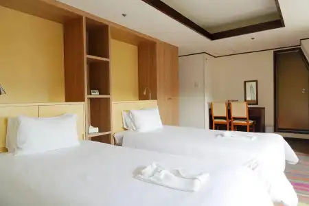 the b sangenjaya - 34