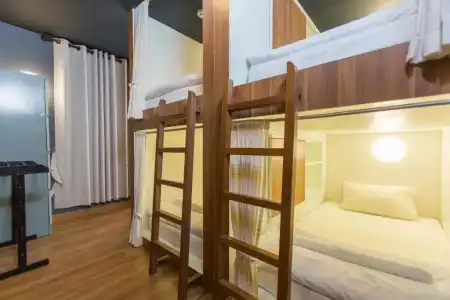 Give Me 5 Hostel - 24