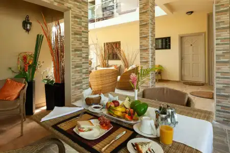 Chez Bea Luxury Villa - 11