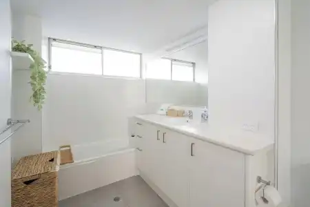 Cashelmara Beachfront Apartments - 122