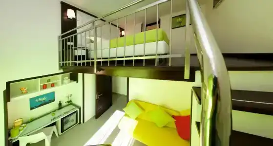 Sorrento Flats - 50