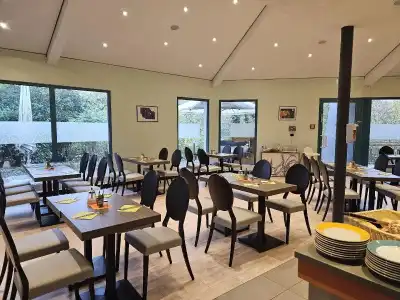 ibis Styles - 18