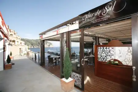 Bahía Suites Camp de Mar - 28