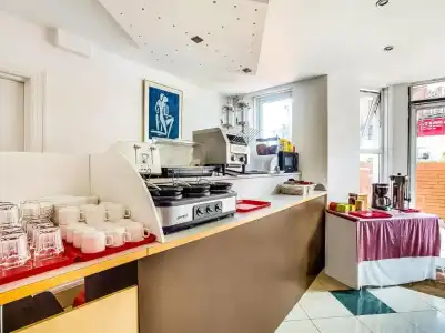London Guest House by OYO - Acton - 16