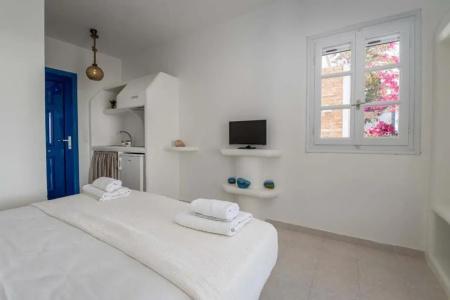 Manolis Studios - 5