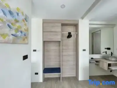 Hub Hua Hin 57 - 52