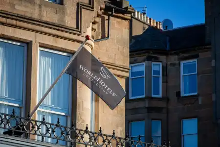 JA The Bruntsfield - Edinburgh - 1