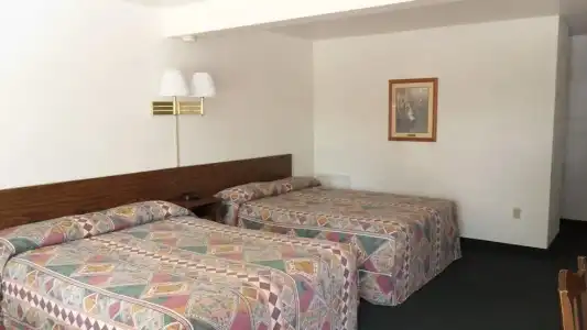 Indian Trail Motel - 3