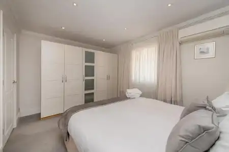 Queensgate Court - 149