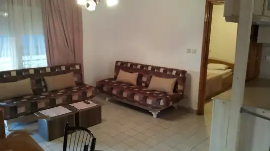 Delphin Apart - 98