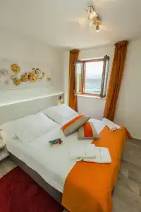 ApartGimi - 25