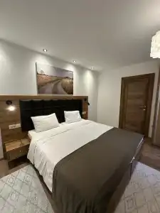 Meridian - 227