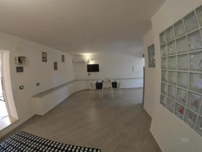 La Petit Maison - 25