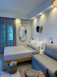 Sea View Apartments & Studios - 103