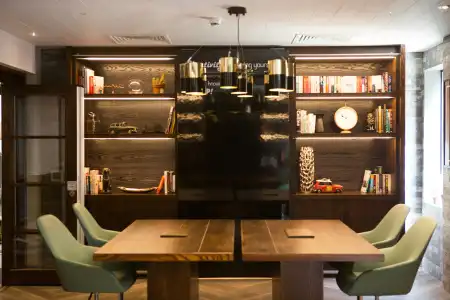 Hub By Premier Inn London King's Cross - 40