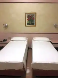 Le Petit - 50