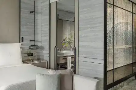 Four Seasons At Centre - 78