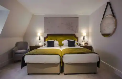 Sloane Place - 22