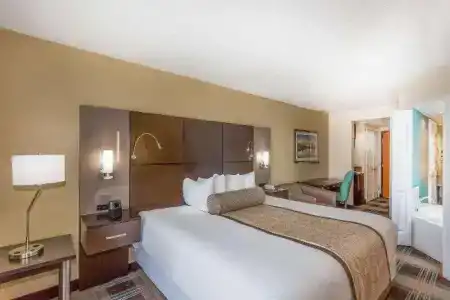 Wingate by Wyndham - Orlando International Airport - 22
