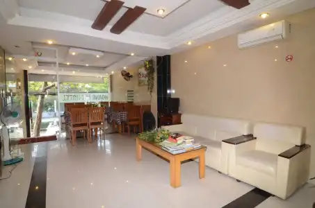 Hoang Phi - 16