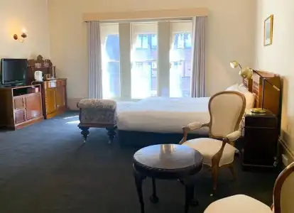 The Macquarie - 146