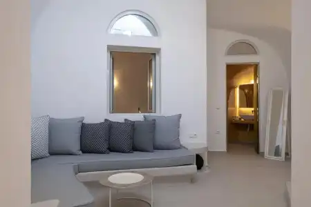 Santoterra Antigua Suites - 99