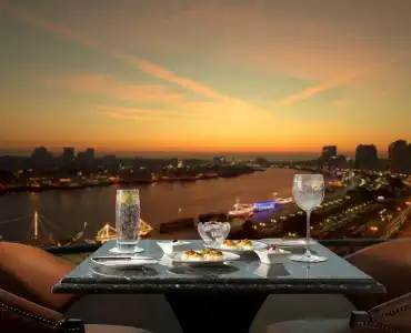 Radisson Blu, Dubai Deira Creek - 10