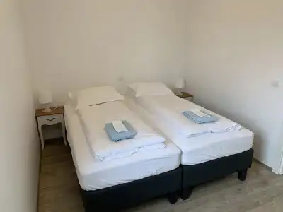 Farmer's Guest House - 4