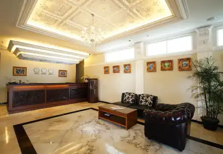 D'Salvatore Art & Boutique - 1