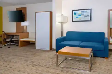 Holiday Inn Express & Suites Naples North - Bonita Springs by IHG - 56