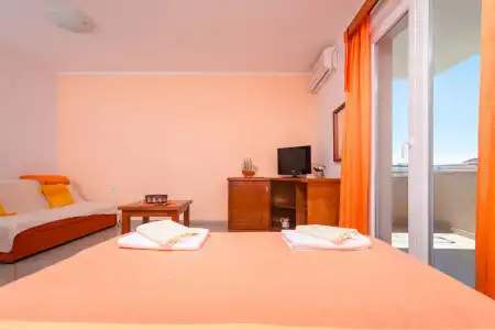 Rosic Tivat Apart-Hotel - 5