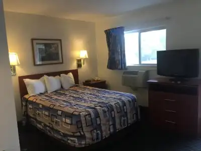 Motel 6 Greensboro, NC - I-40 - 81