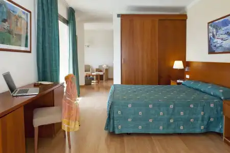 DWO Sirius -Adults Only - 5