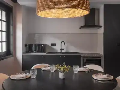 Maisons du Monde Hôtel & Suites - Marseille Vieux Port - 86