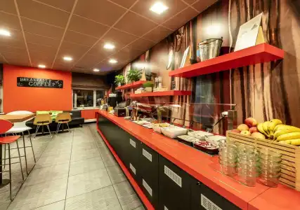 ibis Bern Expo - 11