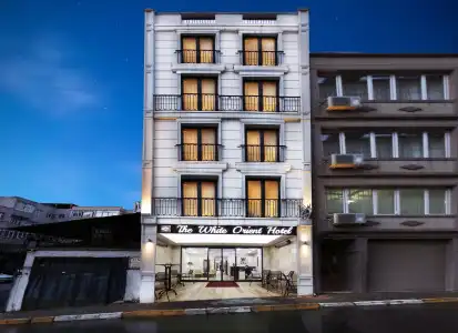 The White Orient - 0